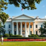 A Fehér Ház elegáns homlokzata és kertek Washingtonban.