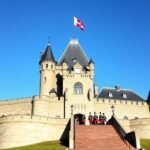 A Citadelle erődítmény Québecben, katonai őrségváltással.