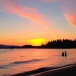 Naplemente az English Bay strandon Vancouverben