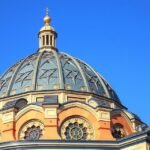 A Cion neológ zsinagóga kupolájának részlete Nagyváradon