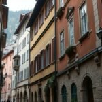 Zsinór utca, Brassó, a legszűkebb utcák egyike Európában.