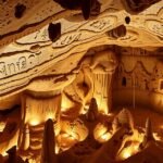 A Wieliczkai sóbánya csodálatos barlangjának belső nézete