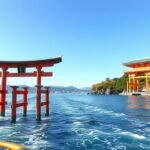 Miyajima szigeti tori kapu és Itsukushima-szentély a vízen