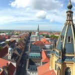 Kilátás a Rostock óvárosára a Petrikirche toronyból