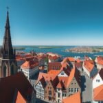Panorámakép a Lübeck óvárosáról a Szent Péter-templom tornyából.