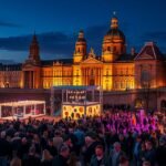 Frankfurti Múzeumpart Fesztivál éjjel, fényekkel és tömeggel