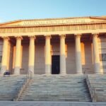 Athéni Nemzeti Régészeti Múzeum lenyűgöző homlokzata naplementében