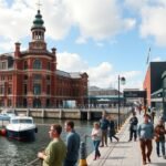 Liverpool Merseyside Tengerészeti Múzeum és kikötő látképe