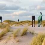 Kortárs szobrok a hága-i dűnék között, Beelden aan Zee múzeum közelében.
