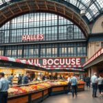 Les Halles Paul Bocuse gasztropiac Lyonban, friss élelmiszerekkel