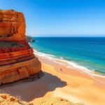 Praia da Falésia gyönyörű vörös sziklái és aranyhomokos partja