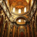 A Szent Ferenc-templom aranyozott belseje Porto városában.