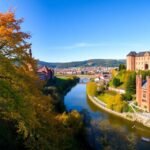 Őszi panoráma Heidelberg romantikus várromra és folyóra