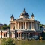 A Befreiungshalle monumentális épülete Kelheimben, a Duna partján