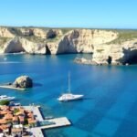 Nerja, Balcón de Europa kilátás a Földközi-tengerre és barlangokra