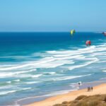 Sárkányrepülők a Tarifa partján, Földközi-tenger és Atlanti-óceán találkozásánál.