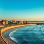 Deauville tengerparti látkép kaszinóval és deszkasétánnyal