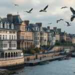 Dinard elegáns Belle Époque villák a francia tengerparton, madarakkal