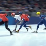 Gyorskorcsolya verseny, sportolók a jégen 1994-es olimpiai emlékeivel.